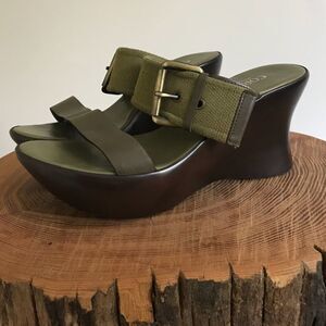 NWOT Cordani Brass Belt Buckle Wedge